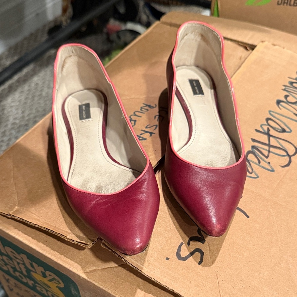 Marc Jacobs Burgundy Women's Flats